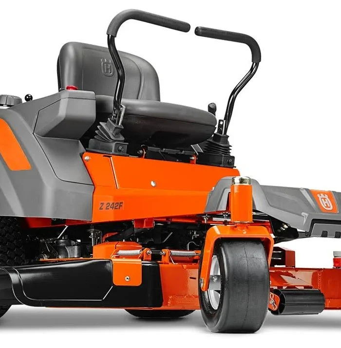Husqvarna Zero Turn Z242F