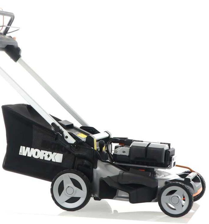 Cortacésped semovente a batería WORX NITRO WG761E