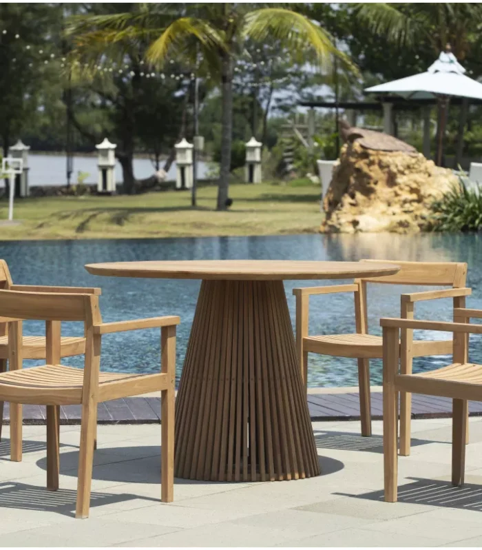 Comedor de jardín en madera de teak TRIANO: 1 mesa + 4 sillones Claro naturali